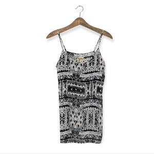 Show Me Your MuMu Black & White Pattern Cami Top Slip